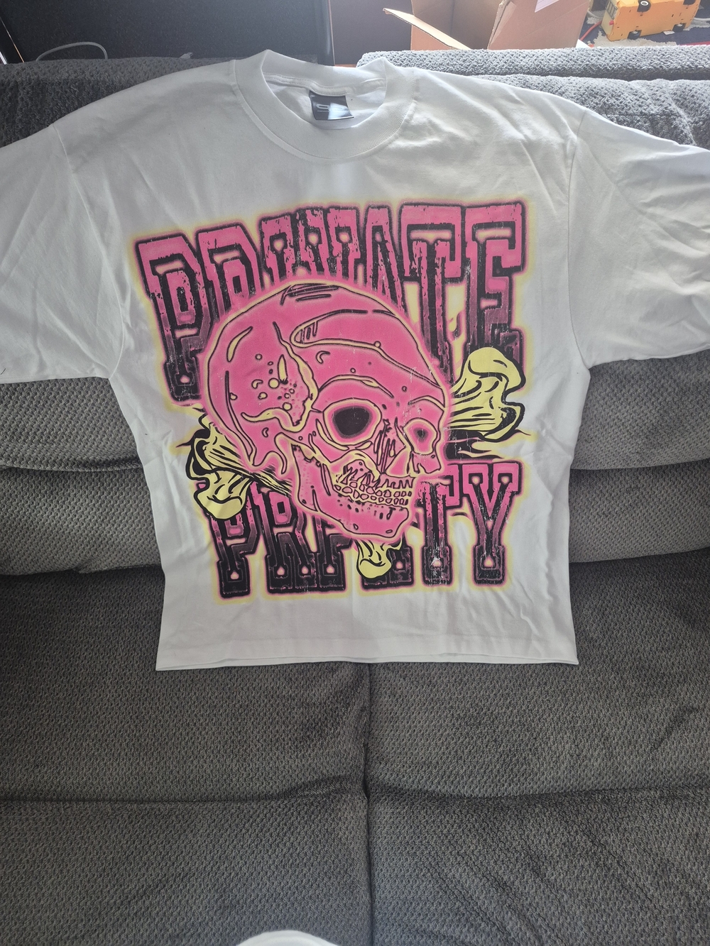 Private Property Graphic T-Shirt Size L